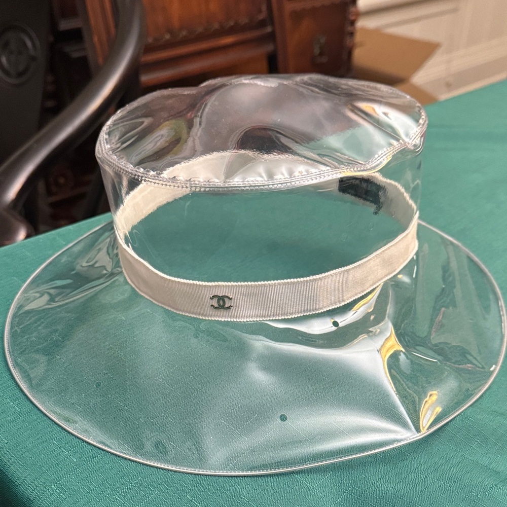 Chanel Runway CC Clear Rain PVC Clear Vinyl Wide-Brim Hat with Ivory Band - Picture 6 of 16